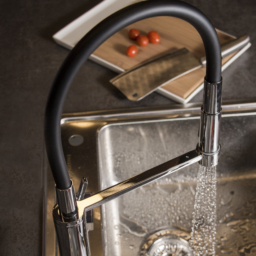 [24243] GRIFERÍA MONOCOMANDO KITCHEN PRO COCINA MESADA FLEXIBLE CON ROCIADOR EXTRAIBLE CROMO PIAZZA [10317]